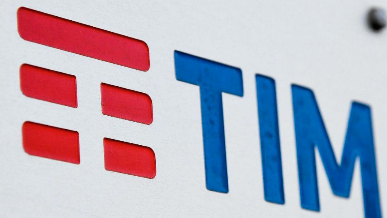 Poste Italiane diventa il maggiore azionista di TIM: acquisito il 15% da Vivendi