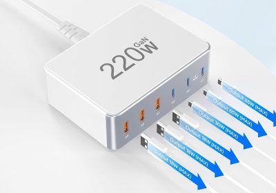 A 23,99€ è regalato: torna il super caricatore multiplo da 220W (ok anche per MacBook)