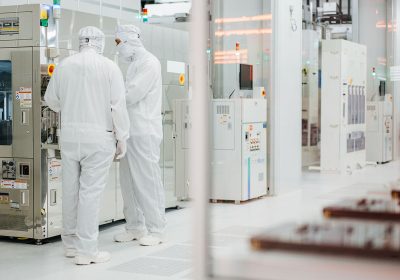 Infineon, la Commissione UE approva 920 milioni di euro di aiuti di Stato tedeschi