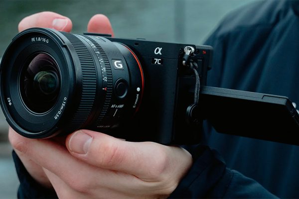 Sony FE 16 mm F1.8 G: c'è anche un grandangolo spinto luminoso tra le novità Sony