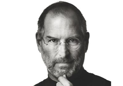 Steve Jobs, il visionario co-fondatore di Apple avrebbe compiuto 70 anni oggi