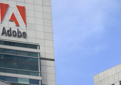 Il fotoritocco di Photoshop sbarca sull’iPhone – Software e App