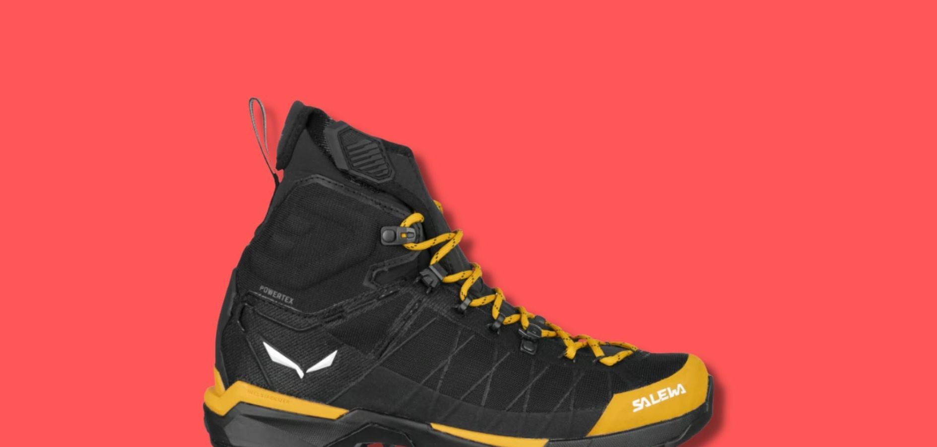 15 scarpe da trekking da donna per affrontare ogni sfida col piede giusto