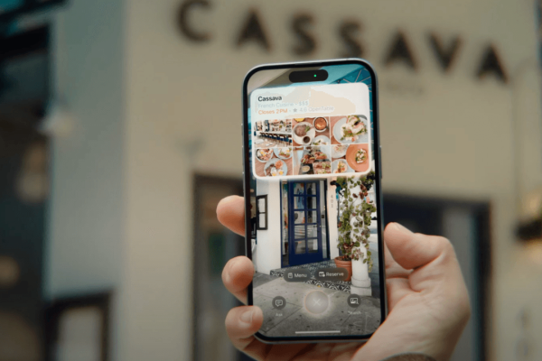 iPhone 15 e Visual Intelligence, la funzione arriva con un aggiornamento