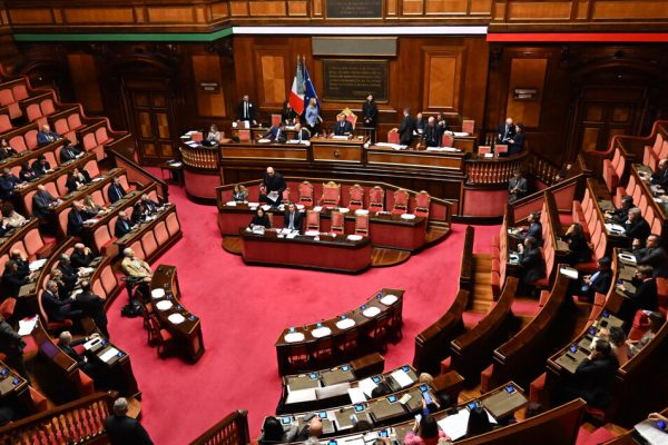 Ok del Senato al Ddl delega sull’Intelligenza artificiale – Web & Social