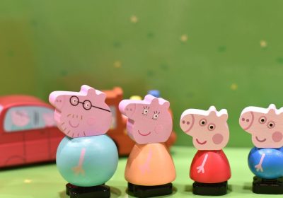La mamma di Peppa Pig è incinta, perché la notizia ci commuove?
