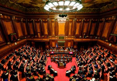 Ddl intelligenza artificiale, come l’AI entrerà in tribunali, ospedali e pubblica amministrazione italiani