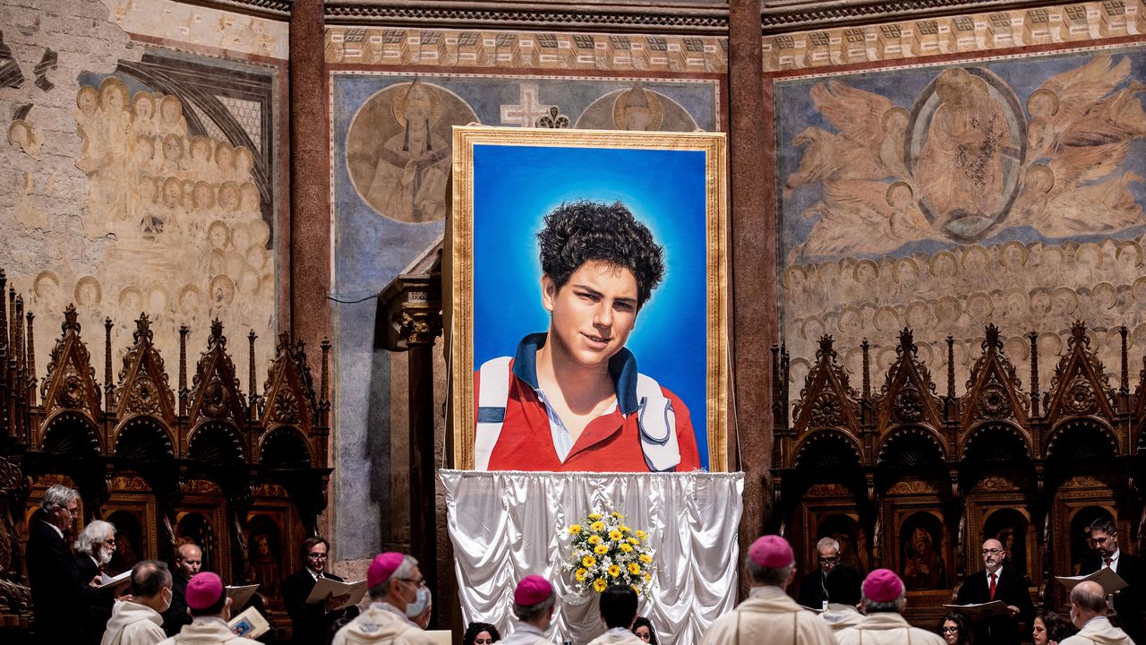 Carlo Acutis, su internet sarebbero state messe in vendita le reliquie del beato