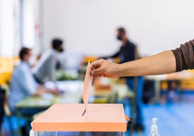 Elezioni 2025, quando si vota per i referendum e le amministrative? Dove votano i fuorisede?