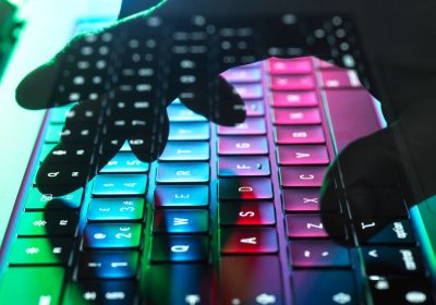 Pedopornografia online, l’intelligenza artificiale rischia di farla esplodere