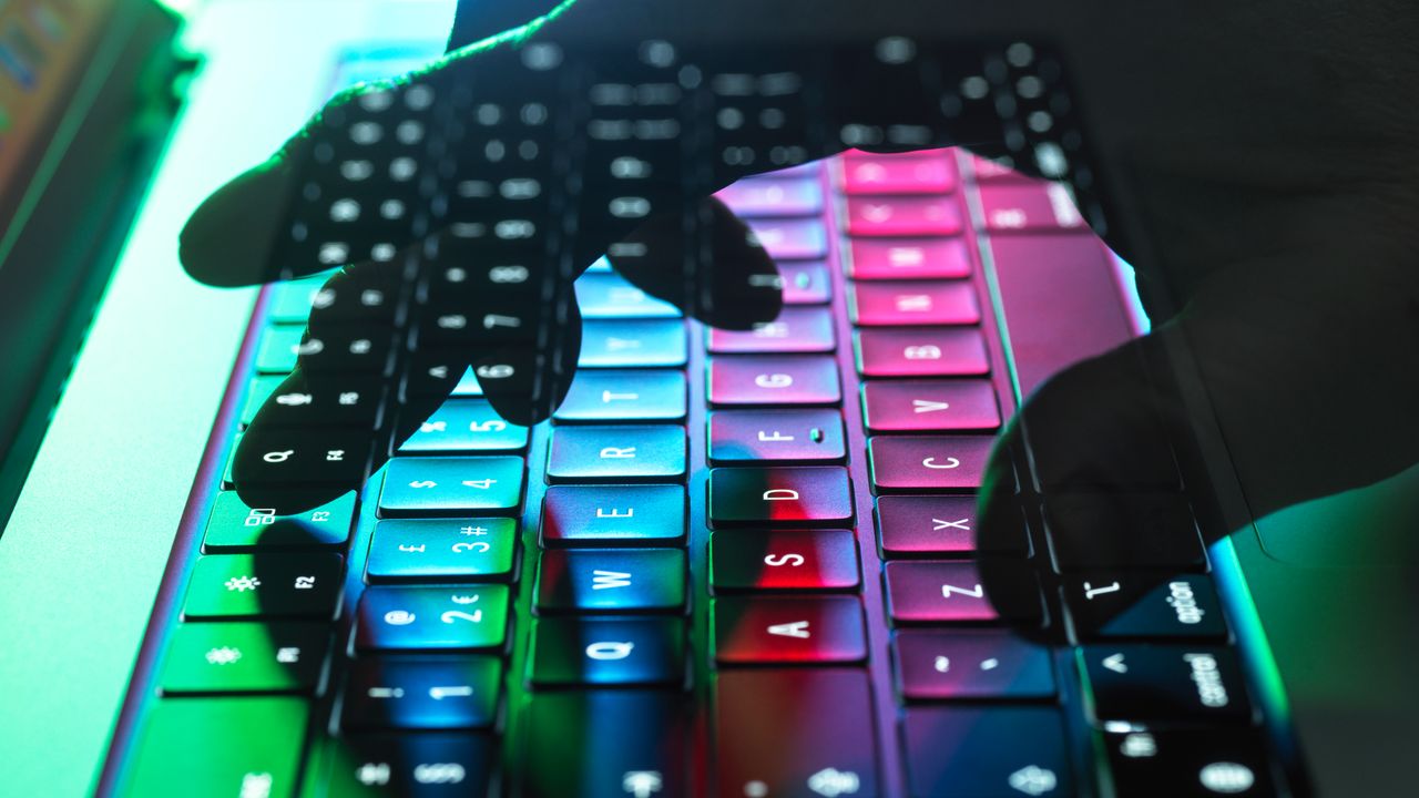 Pedopornografia online, l’intelligenza artificiale rischia di farla esplodere