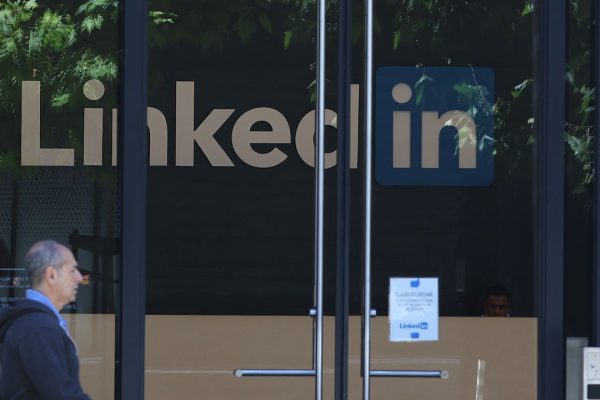 Anche LinkedIn è entrato nel mirino del fisco italiano, che chiede un miliardo ai social network