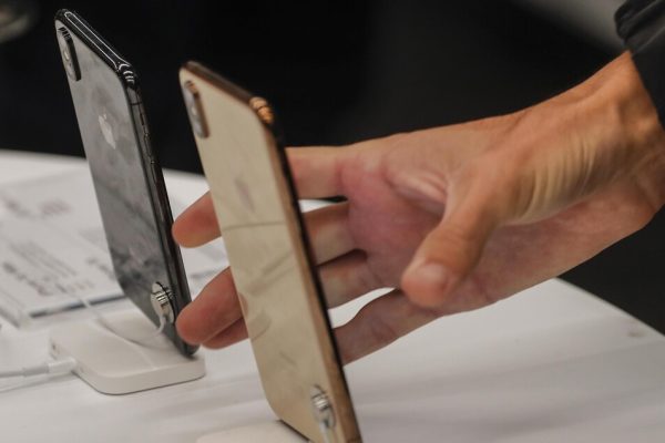 Apple aggiorna iPhone e iPad per una grave falla informatica – Future Tech