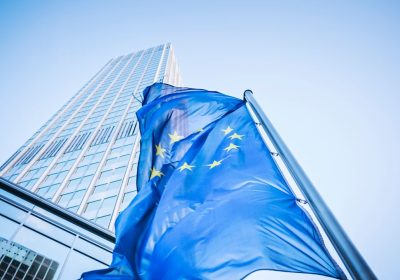 Leonardo, le azioni schizzano su. La prospettiva di una difesa europea senza gli Usa fa volare i titoli del comparto