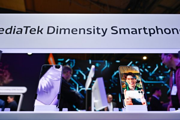 Dal telefono subacqueo all’IA, le novità di Oppo al Mwc 2025 – Future Tech