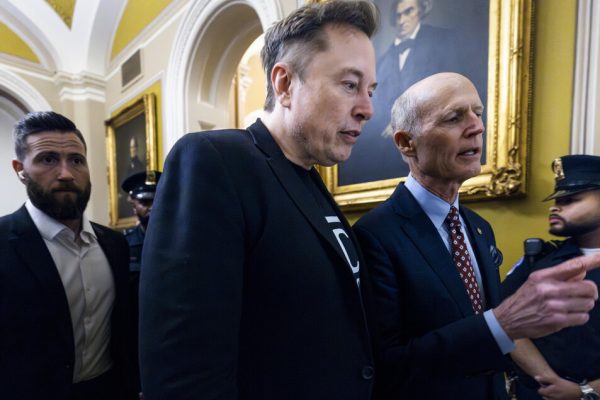 Il Doge di Musk sostituisce con un chatbot i dipendenti – Notizie