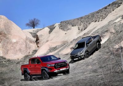 Toyota Hilux 2025, il test drive del pick-up in Cappadocia. Foto
