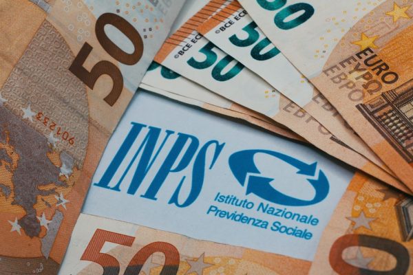 Bonus nido, aperto il portale Inps: fino a 3.600 euro per le famiglie con figli piccoli