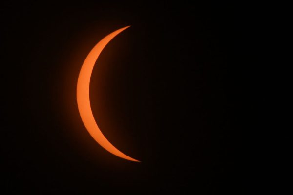 Eclissi di marzo 2025, le date della parziale di Sole e della totale di Luna