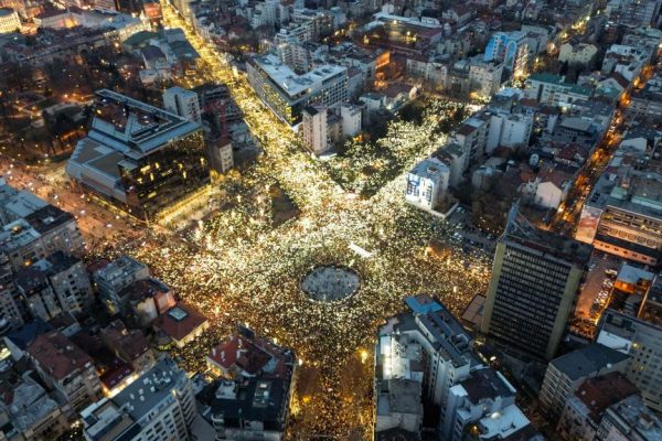 Serbia, la instant song del dj SevdahBABY dà voce alla protesta degli studenti