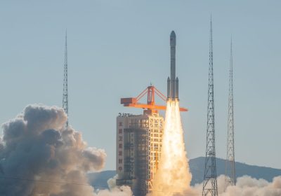 Internet satellitare, le aziende spaziali cinesi che vogliono fare concorrenza a Elon Musk