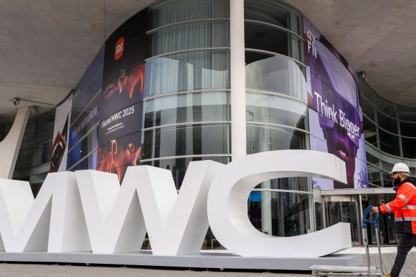 Mwc 2025, i migliori smartphone e i gadget più interessanti