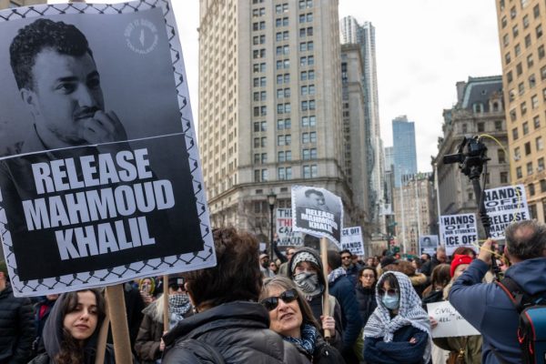 Mahmoud Khalil, chi è lo studente palestinese fermato alla Columbia University di New York