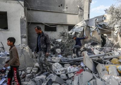 Gaza, centinaia di morti nei raid notturni israeliani. Quale futuro per la tregua?