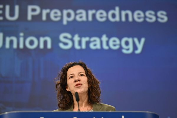 Scorte d’emergenza ed esercitazioni, cosa c’è nel nuovo piano europeo per gestire le crisi