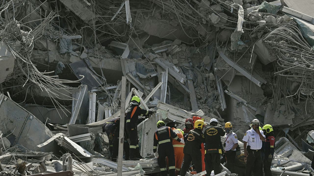 Myanmar, cosa sappiamo del violento terremoto che ha devastato il paese. Colpite anche Thailandia e Cina