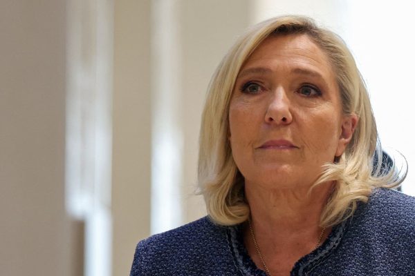 Marine Le Pen condannata e ineleggibile. Chi è la leader dell’estrema destra francese