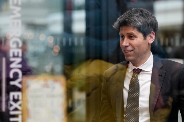 OpenAI diventa società a scopo di lucro, a Microsoft il 27% – Notizie