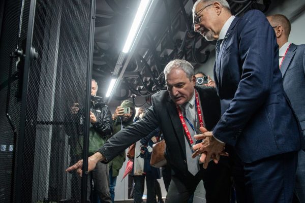 Space Hpc, come funziona e cosa farà il nuovo supercomputer dell’Esa acceso a Frascati