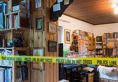 Daddy’s Little Toy, arrestata l’autrice del libro accusato di promuovere la pedofilia