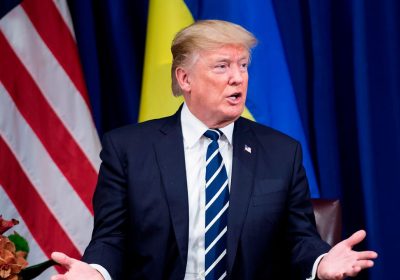 Donald Trump perseguirà gli attacchi alle concessionarie Tesla come atti di terrorismo