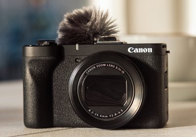 Canon PowerShot V1: è compatta, ma il sensore è più grande del passato