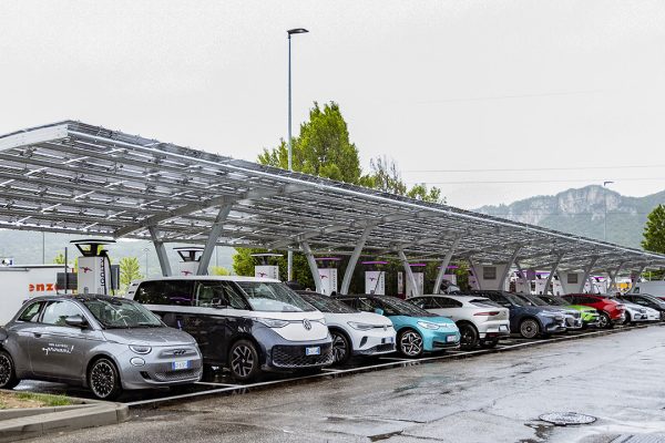 Con l'app Telepass ora si può ricaricare anche dalle colonnine Ionity