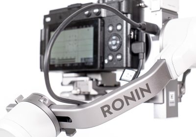 DJI RS 4 Mini: il tracking con qualunque fotocamera cambia tutto!