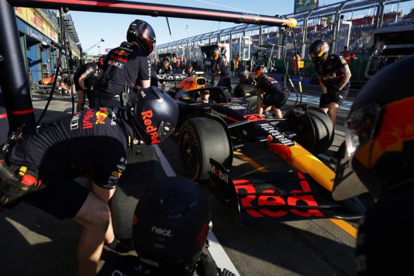 Ecco come l'IA generativa aiuterà il team F1 Oracle Red Bull Racing a essere più competitivo