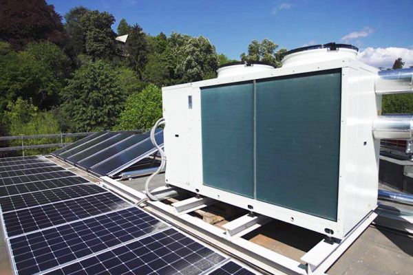 Incentivi per pompe di calore con fotovoltaico, a Bolzano boom di richieste, i fondi saranno aumentati