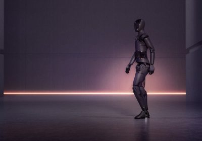 Figure AI migliora la camminata del suo robot umanoide: vedere per credere!