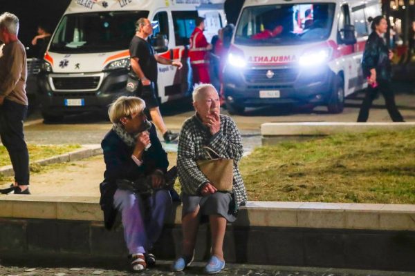 Terremoto ai Campi Flegrei, gli scenari dell’Istituto Nazionale di Geofisica e Vulcanologia