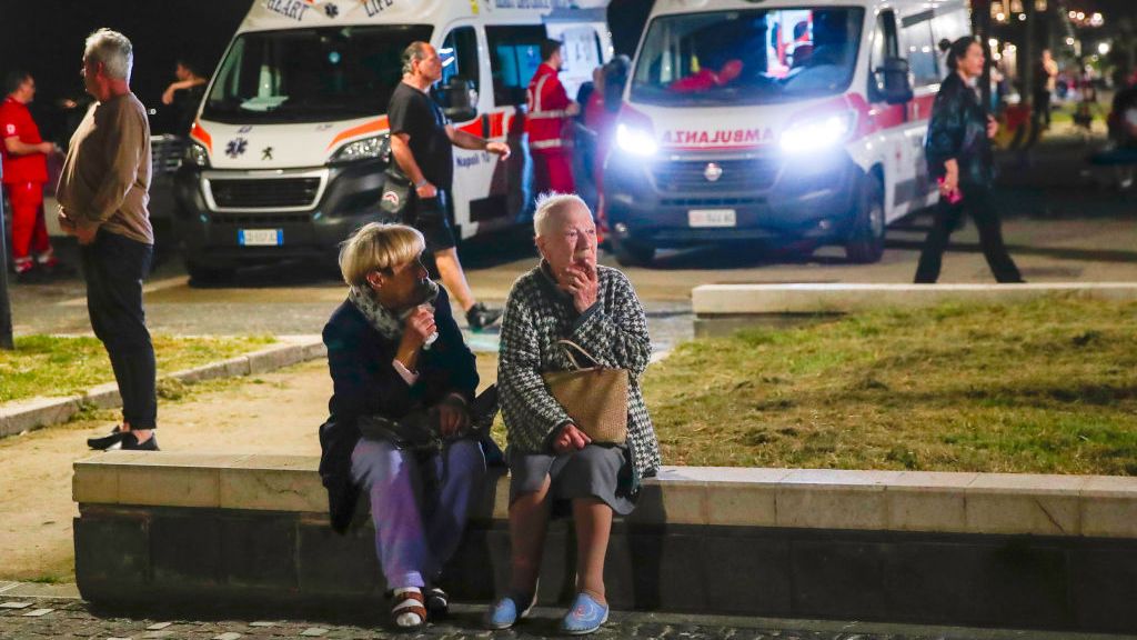 Terremoto ai Campi Flegrei, gli scenari dell’Istituto Nazionale di Geofisica e Vulcanologia