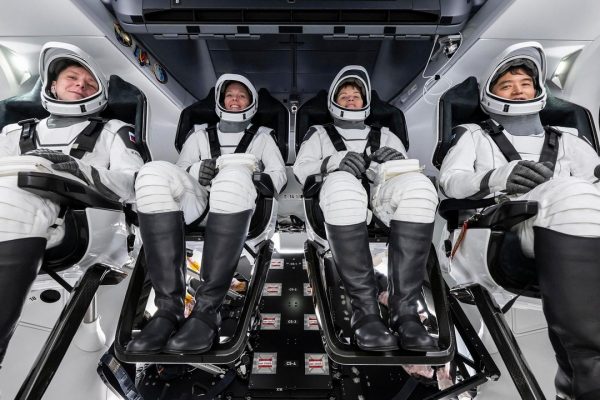 Gli astronauti di Crew-10 sono arrivati sulla ISS, gli equipaggi di Crew-9 e Starliner CFT-1 rientreranno a breve