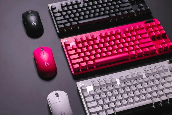 I giocatori guardino qui! Oggi ci sono in offerta 2 mouse gaming Logitech con caratteristiche speciali e prezzi bassi