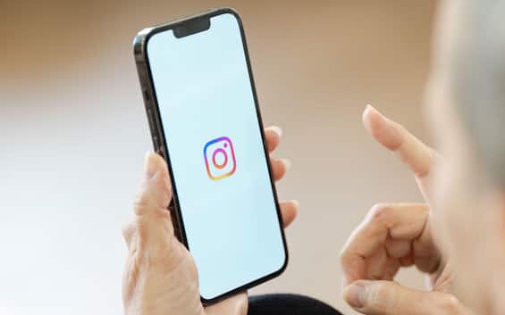 Instagram, Meta testa pulsante non mi piace nei commenti sul social