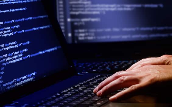 Cybersicurezza, nono giorno di attacchi hacker filorussi. Nel mirino enti locali
