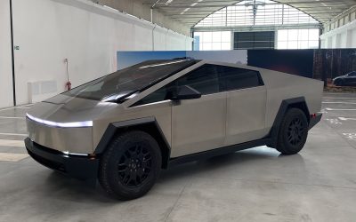 Il responsabile del programma Cybertruck lascia Tesla, ma è sua la colpa del flop?