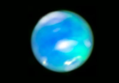 Il telescopio spaziale James Webb ha catturato un'immagine delle aurore su Nettuno