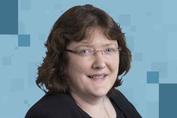 Intel: la Dr. Ann Kelleher si prepara alla pensione, una nuova leadership per Intel Foundry